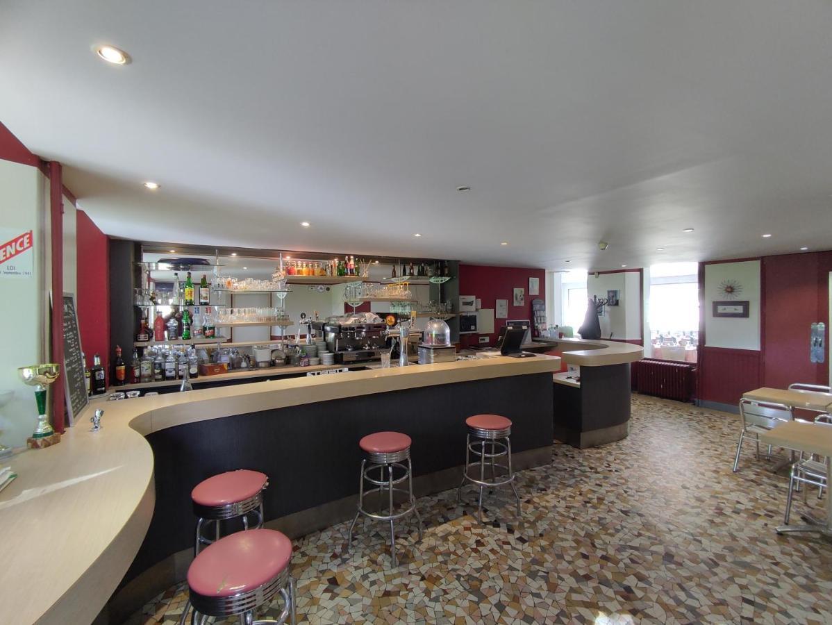 Aux Trois Rois Hotel Pont-Sur-Yonne Bagian luar foto
